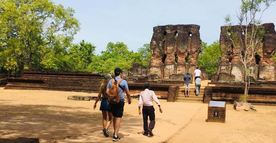 Polonnaruwa Sight Seeing Tour and Minneriya Elephant Safari - Is $59 good value once extras are added?