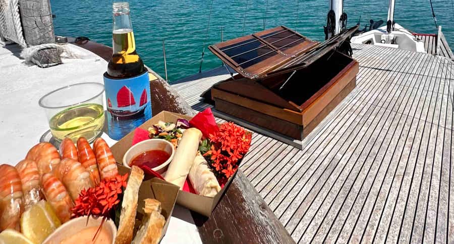 Port Douglas: Shaolin Seafood Lunch Sail, with Fresh Prawns - Boarding Shaolin in Port Douglas