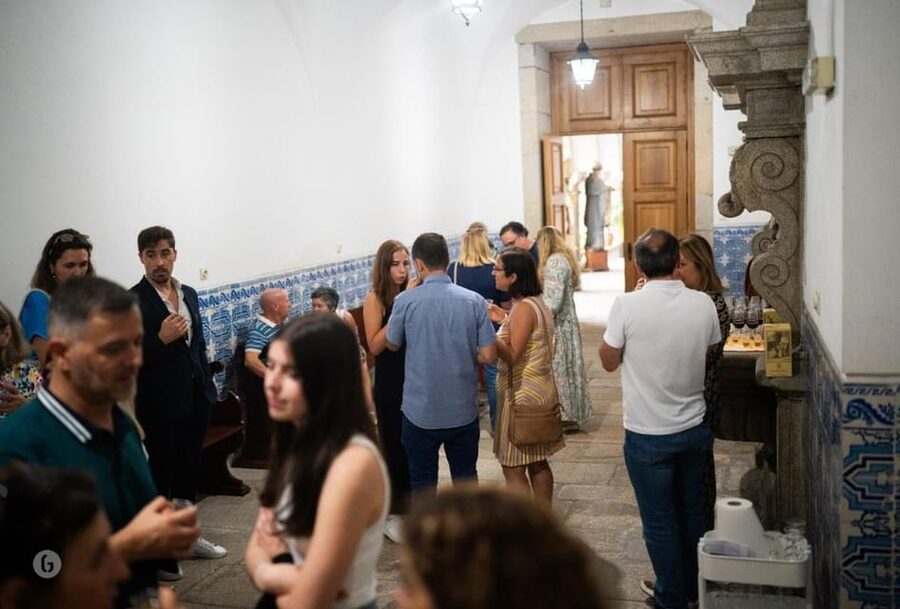 “Porto: Fado Show with Guided Tour in a Historic Monastery” - The music: traditional, close, and emotional