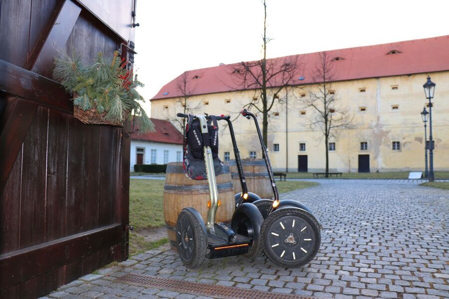 Prague: Castle and Monastery Segway Tour - Photos, water, and small practical touches