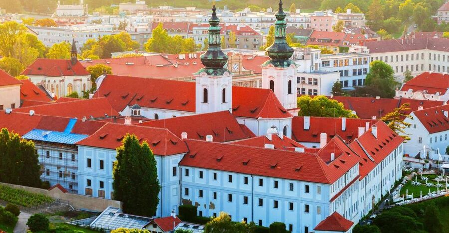 Prague: Skip-the-line Strahov Monastery and Library Tour - Reaching the monastery without the ticket-office wait