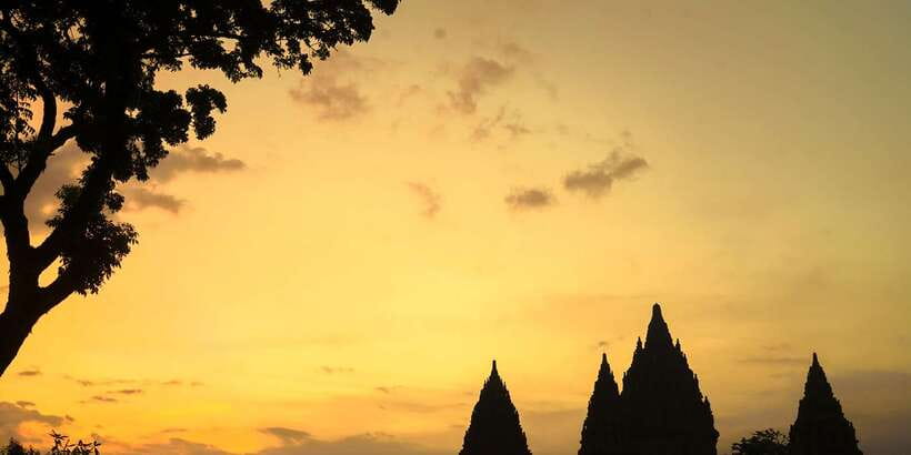 Prambanan Sunset (and Ramayana Ballet Option) Tour - Why Prambanan works so well at sunset
