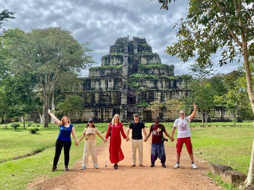 Preah Vihear: Full-Day Preah Vihear and Koh Ker Temple Tour - Guides make the long day work