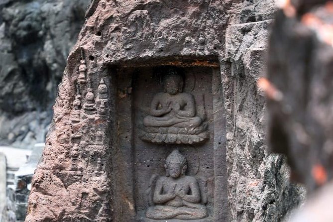Private 2 Days Tour: Ajanta Ellora Caves and Aurangabad City - Day two at Ellora, Daulatabad, and Bibi-Ka-Maqbara
