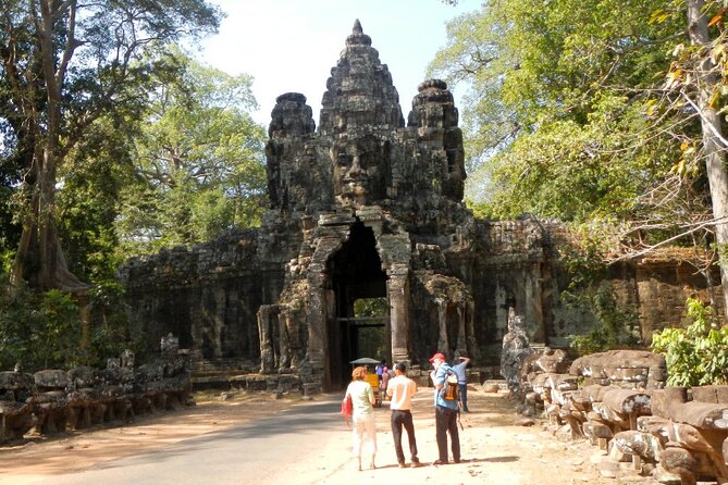 Private Angkor Wat Day Tour - Best of Angkor - Bayon and Angkor Thom reveal a different side of Angkor