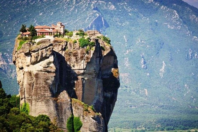 Private Athens to Meteora Clifftop Monasteries - What the $470.35 price really buys