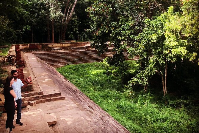 Private City Day Tour in Anuradhapura - Kuttam Pokuna, the Twin Baths