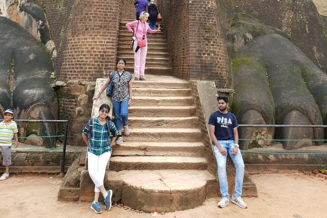Private Dambulla Sigiriya Tour from Kandy with Lunch - Lunch can be a highlight, but discuss the timing