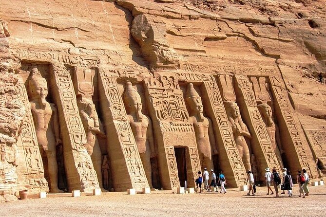 Private Day Tour to Abu Simble Temple from Aswan - Driver only or a real guided visit?