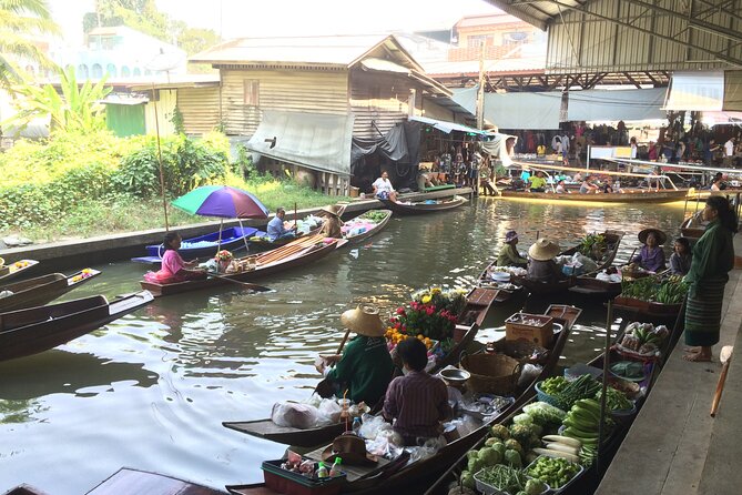 PRIVATE Floating Market + DRAGON Temple + DO like a Local - Simple Thai lunch and what is included