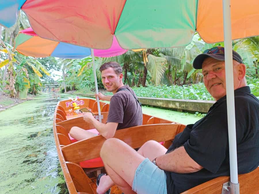 Private Floating & Train Market + DRAGON Temple + Thai Cafe - Should you book it?