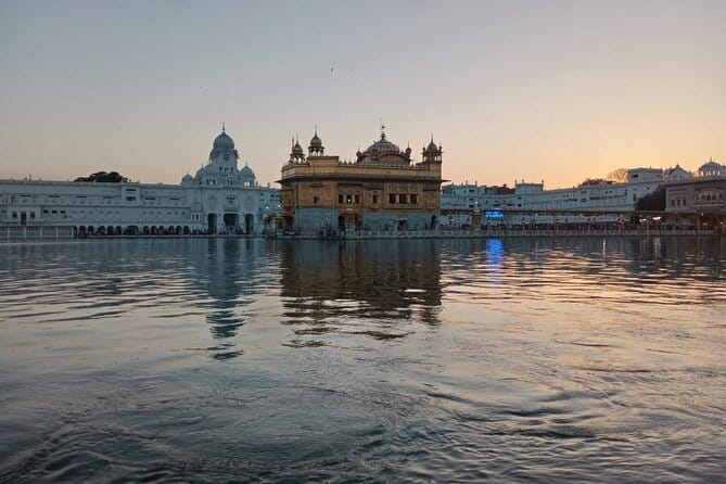 Private Full-Day Amritsar Tour: The Golden Temple & Wagah Border - Key points to know before you book