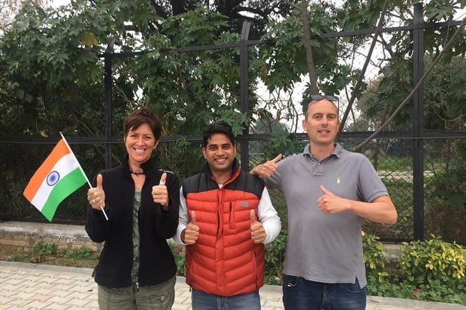 Private Full-Day Amritsar Tour: The Golden Temple & Wagah Border - Transport, guides, and the human side of the tour