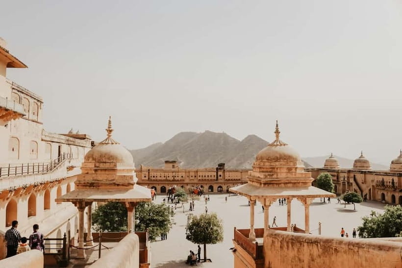 Private Full-Day Jaipur Guided Tour with Monkey Temple - Amber Fort deserves the longest visit