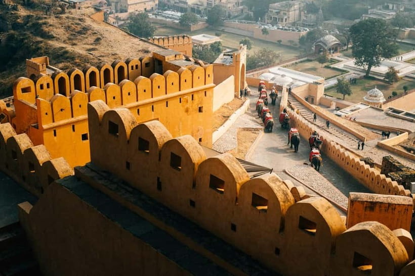 Private Full-Day Jaipur Guided Tour with Monkey Temple - Jal Mahal is a quick but memorable water view