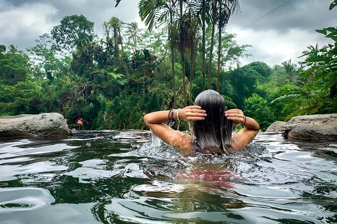 Private Full-Day Tour: Ulun Danu Beratan Temple, Jatiluwih and Tanah Lot Temple - A big Bali day beyond Seminyak