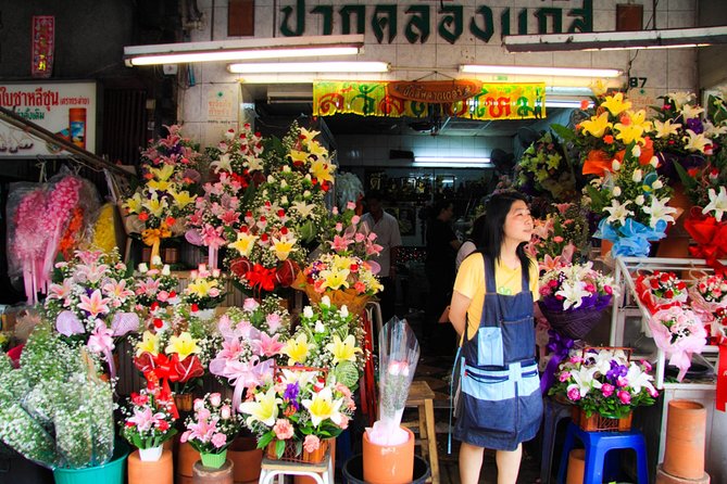 Private Grand Palace and Temple of Emerald Buddha & All Bangkok Highlights - Wat Pho and the enormous Reclining Buddha