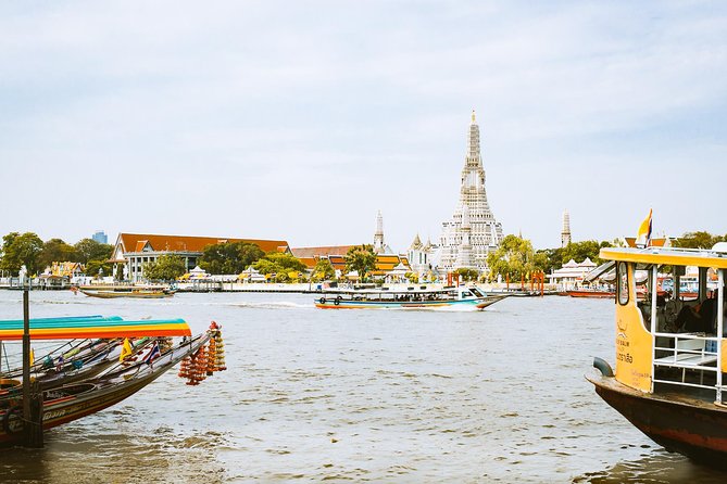 Private Grand Palace and Temple of Emerald Buddha & All Bangkok Highlights - Wat Phra Kaew and Thailand’s most revered Buddha image