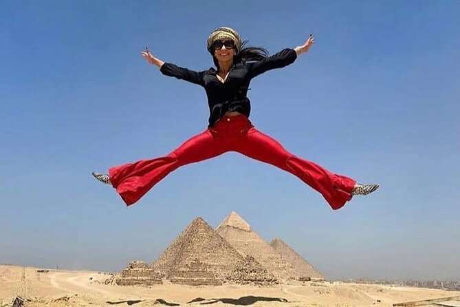 Private Guided Tour to Giza Pyramids, Valley Temple and Sphinx - Why the private vehicle improves the morning