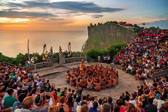 Private Half-Day Tour: Uluwatu Sunset Trip and Dinner Packages - Reaching Uluwatu Temple before sunset
