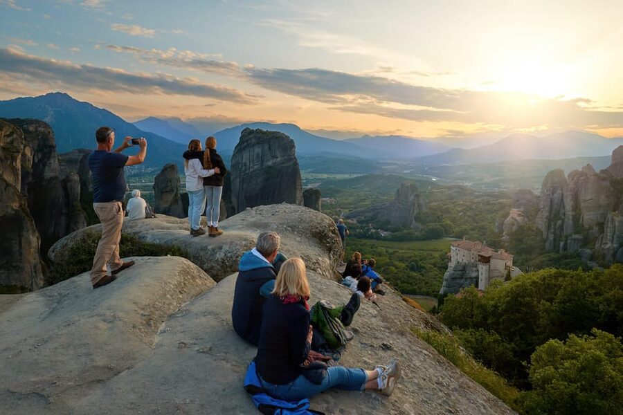 Private Meteora Monasteries Tour from Thessaloniki! - Who should book this Meteora tour