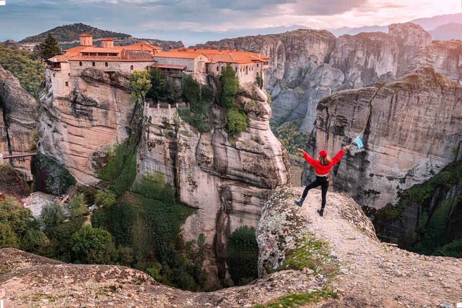 Private Meteora Monasteries Tour from Thessaloniki! - Photo stops are a real part of the experience