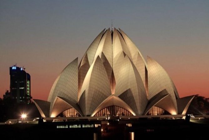 Private Spiritual Tour: Akshardham Temple, Lotus Temple & ISKCON in South Delhi - Who gets the most value from this tour?