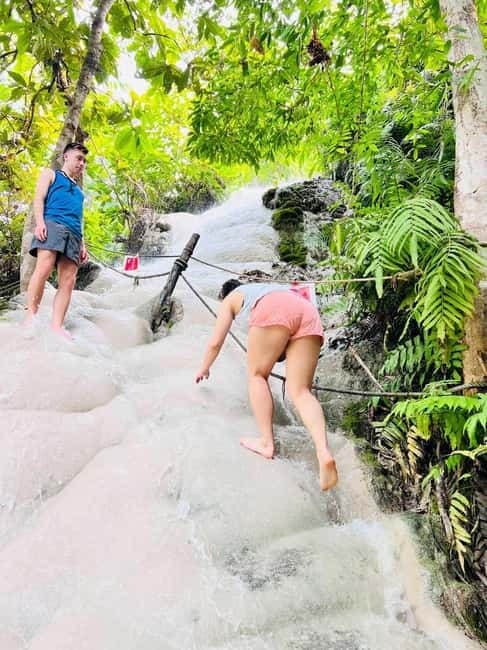 Private : Sticky Waterfall & Secret Temple & Karen Village. - Who should book this outing?