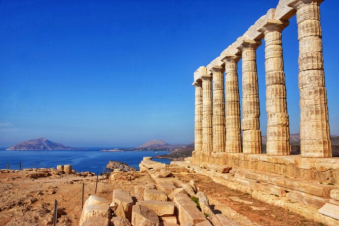 Private Sunset tour to Cape Sounion/Temple of Poseidon - The coastal road gives the tour its rhythm