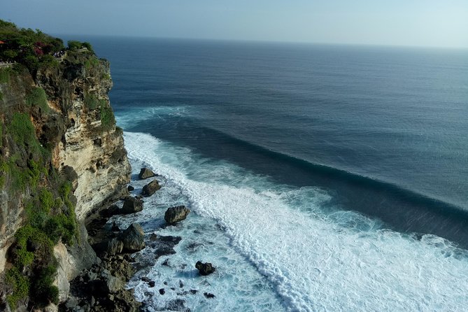 Private Tour Bali Beaches and Uluwatu Temple with Dinner - Melasti Beach and the sunset performance