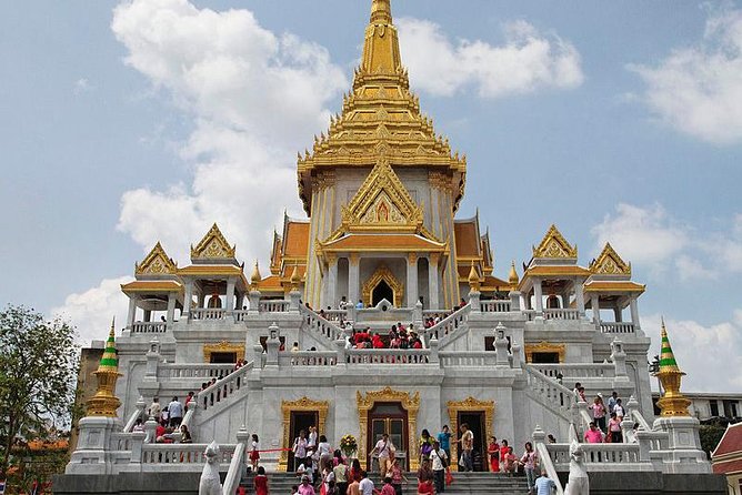 Private Tour: Damnoen Saduak Floating Market and Bangkok City Temples - Damnoen Saduak Floating Market