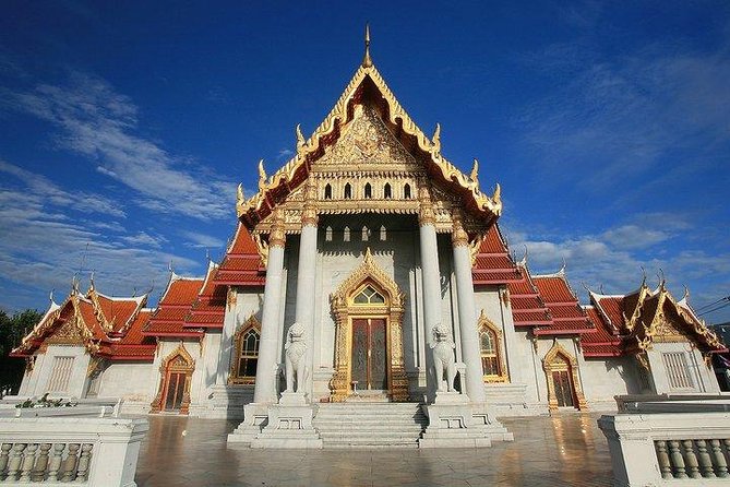 Private Tour: Damnoen Saduak Floating Market and Bangkok City Temples - Coconut sugar and working rural life
