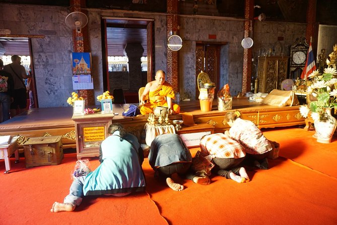 Private-Tour Doi Suthep Temple and Khun Chang Kien Village Half-Day - Key points to know before booking