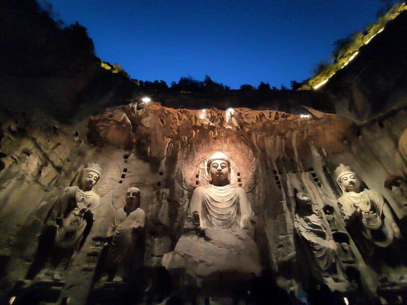 Private Tour: Longmen Grottoes, Shaolin Temple & Kungfu Show - Key points at a glance