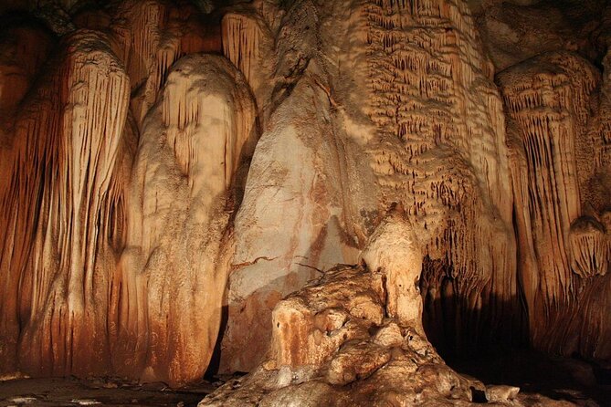 Private tour] Perfect day! Sticky waterfall + ChiangDao Cave + Wat BandenTemple - Key points at a glance