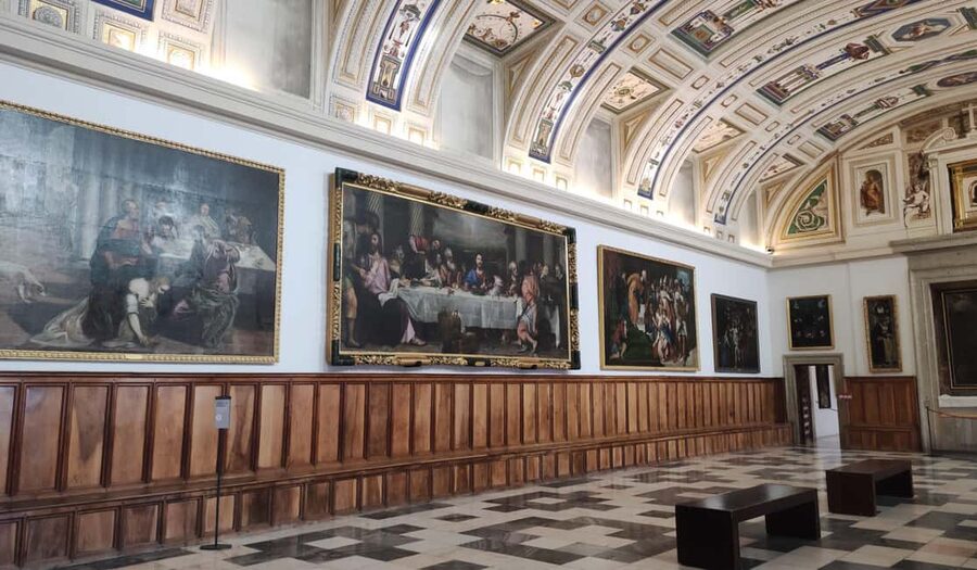 Private tour: San Lorenzo de El Escorial Monastery - The library, where Philip II’s ideals become visible