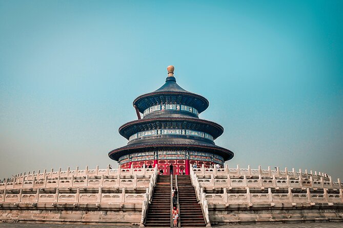Private Tour: Temple of Heaven with Roast Duck and Acrobatic show - What the private guide adds