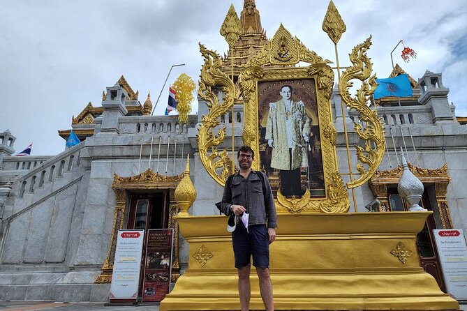 Private Tour: Temples Tour of Bangkok - The guide matters more than the car