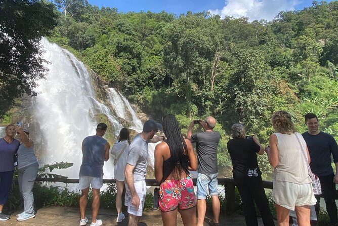 Private Tour to Doi Inthanon including Twins Pagodas and Hiking - What the $115 price really covers