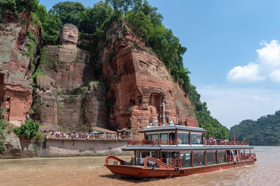 Private Tour to Leshan Giant Buddha & Huanglongxi Old Town - Key points to know before booking