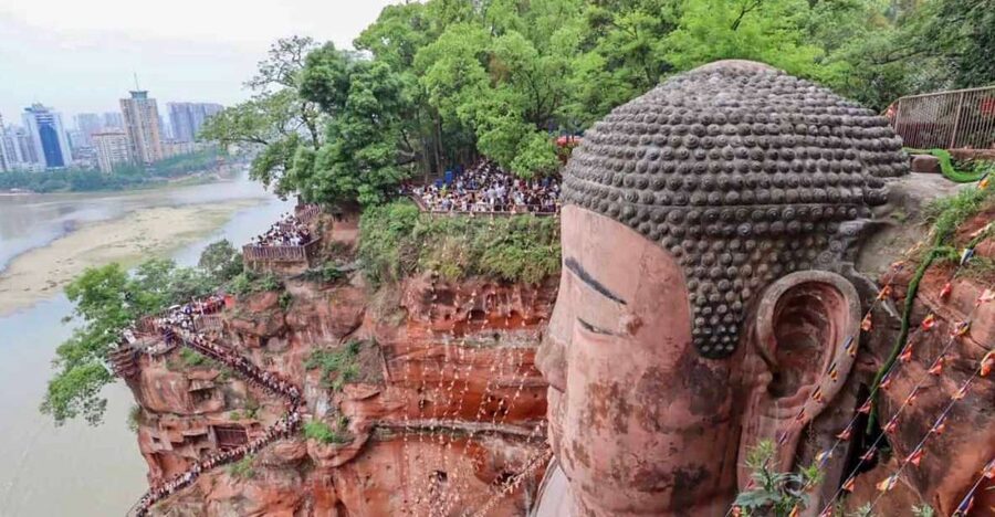 Private Tour to Leshan Giant Buddha & Huanglongxi Old Town - Huanglongxi’s old streets, temples, and banyan trees