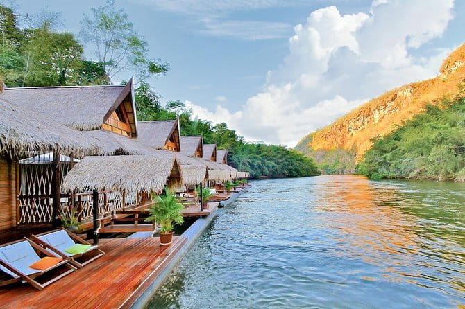 Private Tour to Pho Temple, Arun Temple and Canal Tour - Who will enjoy this half-day route?