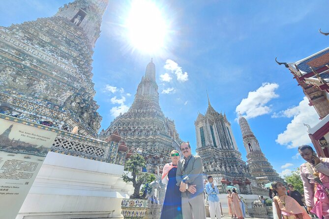 Private tour to Wat Pho,Wat Arun, Canal Tour,Flower Market - What the private format changes