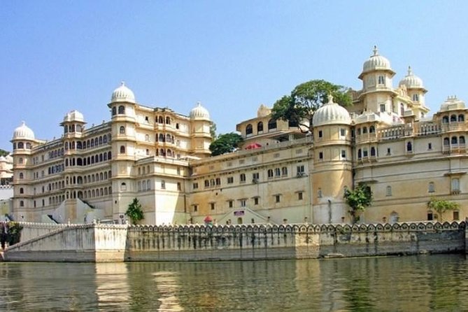 Private Transfer From Jodhpur To Udaipur Via Ranakpur Jain Temple - The Road to Udaipur After the Temple