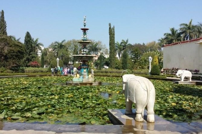 Private Transfer From Udaipur To Jodhpur Via Jain Temple & Kumbhalgarh Fort - Kumbhalgarh Fort and its hilltop views