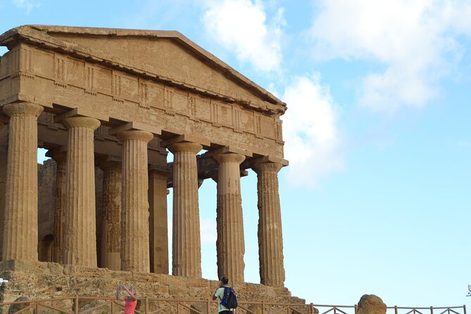 Private transportation to the Valley of the Temples + Agrigento - A private ride to Agrigento’s ancient temples
