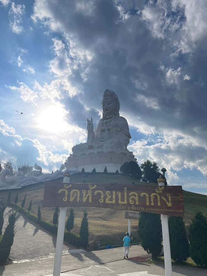 Private trip Chiang Rai Day trip, White Temple, Blue temple - White Temple: Chiang Rai’s bold modern icon