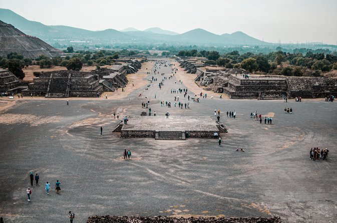 Pyramids of Teotihuacan, Guadalupe Shrine & Tlatelolco Tour - Guide quality, language, and group care