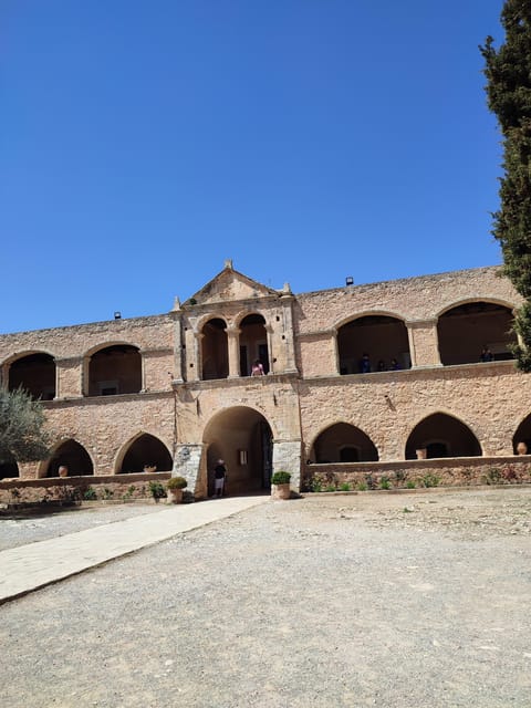 Rethymno: e-Bike tour to Arkadi monastery - What the electric bicycle really changes