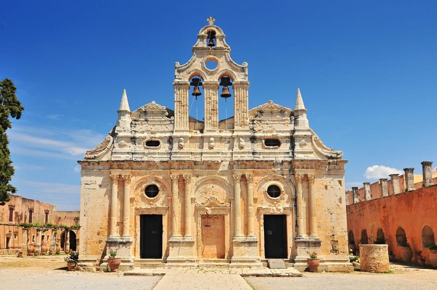 Rethymno: Melidoni Cave and Arkadi Monastery Half-Day Trip - The ride inland from Rethymno